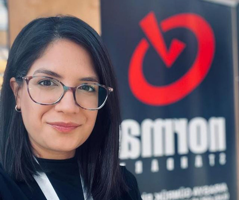 Kübra Akten: ‘İş Hayatında Kadın Yönetici Sayısının Artması İçin, Kadınların Satış Pazarlama ve Yabancı Dil Konusunda Kendisini Geliştirmesi Gerekiyor’