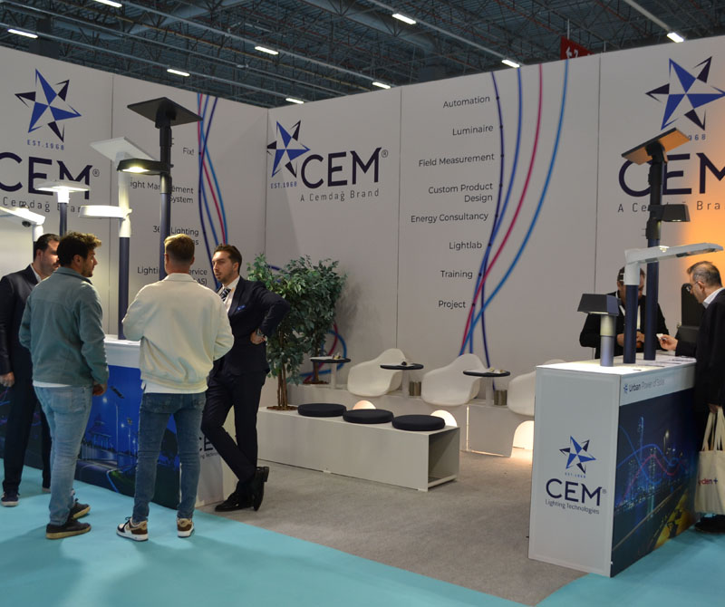 Cemdağ Aydınlatma SolarEX İstanbul Fuarı’nda Enerjisi İle Fuarı Aydınlattı