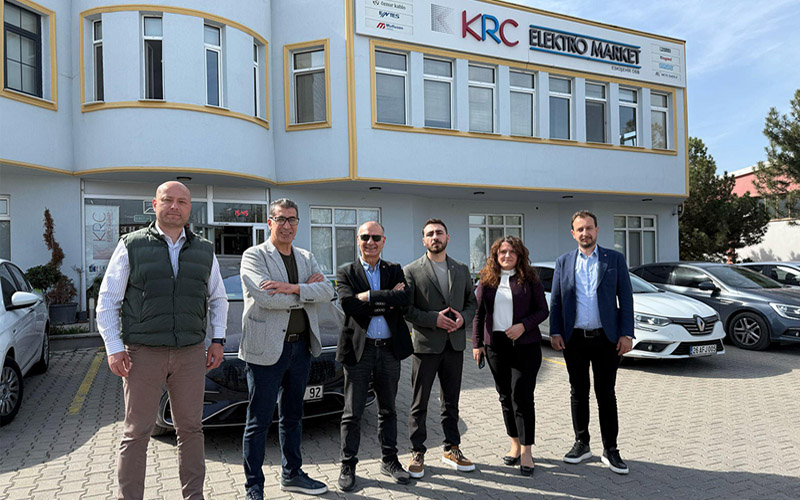 Bemis’ten Türkiye Genelinde Bayi Ziyaretleri: İş Ortaklarımızla Güçlü Bağlar Bemis’ten Türkiye Genelinde Bayi Ziyaretleri: İş Ortaklarımızla Güçlü Bağlar