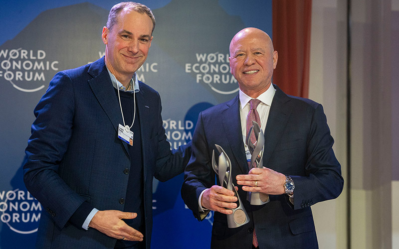 Koç Holding Ceo’su Levent Çakıroğlu, Davos Zirvesi’nde Yapay Zekâ Destekli Sanayi Dönüşümünü Aktardı