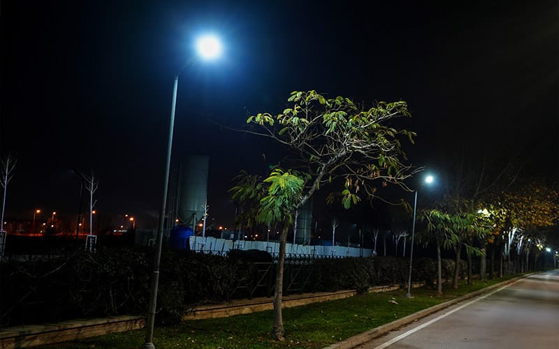 UEDAŞ, Sokak Lambalarında LED Dönüşüm Sürecini Başlattı UEDAŞ, Sokak Lambalarında LED Dönüşüm Sürecini Başlattı