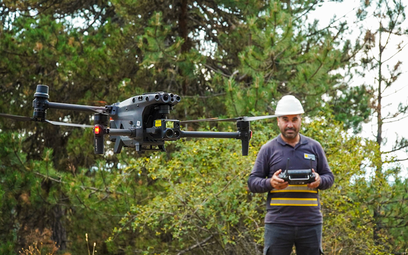 Enerjisa Dağıtım Şirketleri Drone Teknolojisiyle Ormanlık Alanlardaki Şebekesini İzliyor