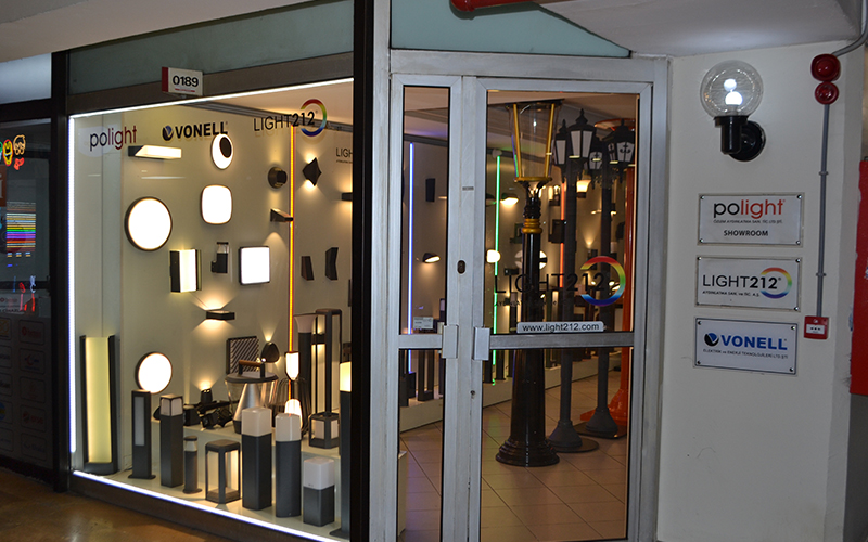 LIGHT212’nin Perpa Showroomu, Dış Mekân Aydınlatmasında Güçlü Bir Adres